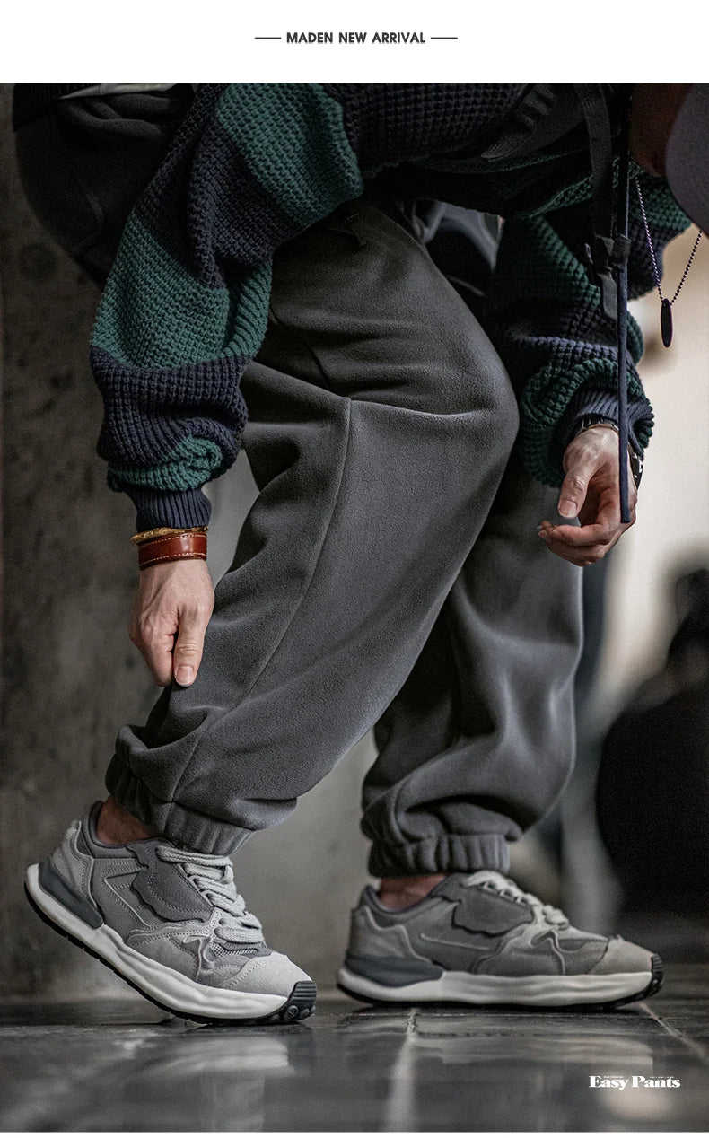 Maden Men's Casual Polar Fleece Cuffed Sweatpants Solid Color Elastic Waist Fleece-lined Pants Warm Sports Straight-leg Trousers