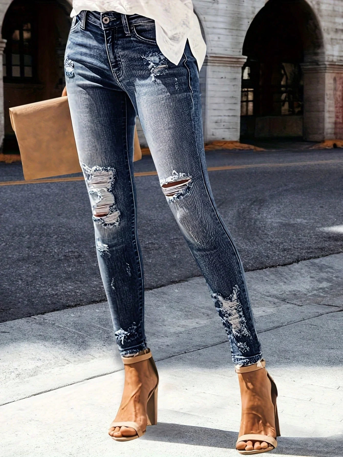 Women's Casual Elegant Party Solid Color Washed Cat Whisker Pattern Denim Ripped Skinny Jeans Tapered Pants Simple Daily Wear