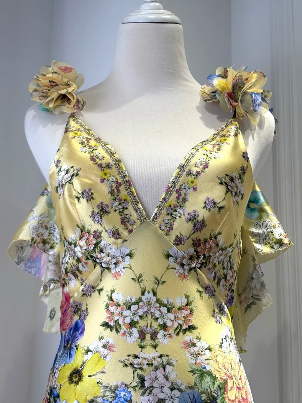 100% Silk Women Floral Print Sling Robe V-Neck Sleeveless High Waist Elegant Slim Yellow Maxi Dress