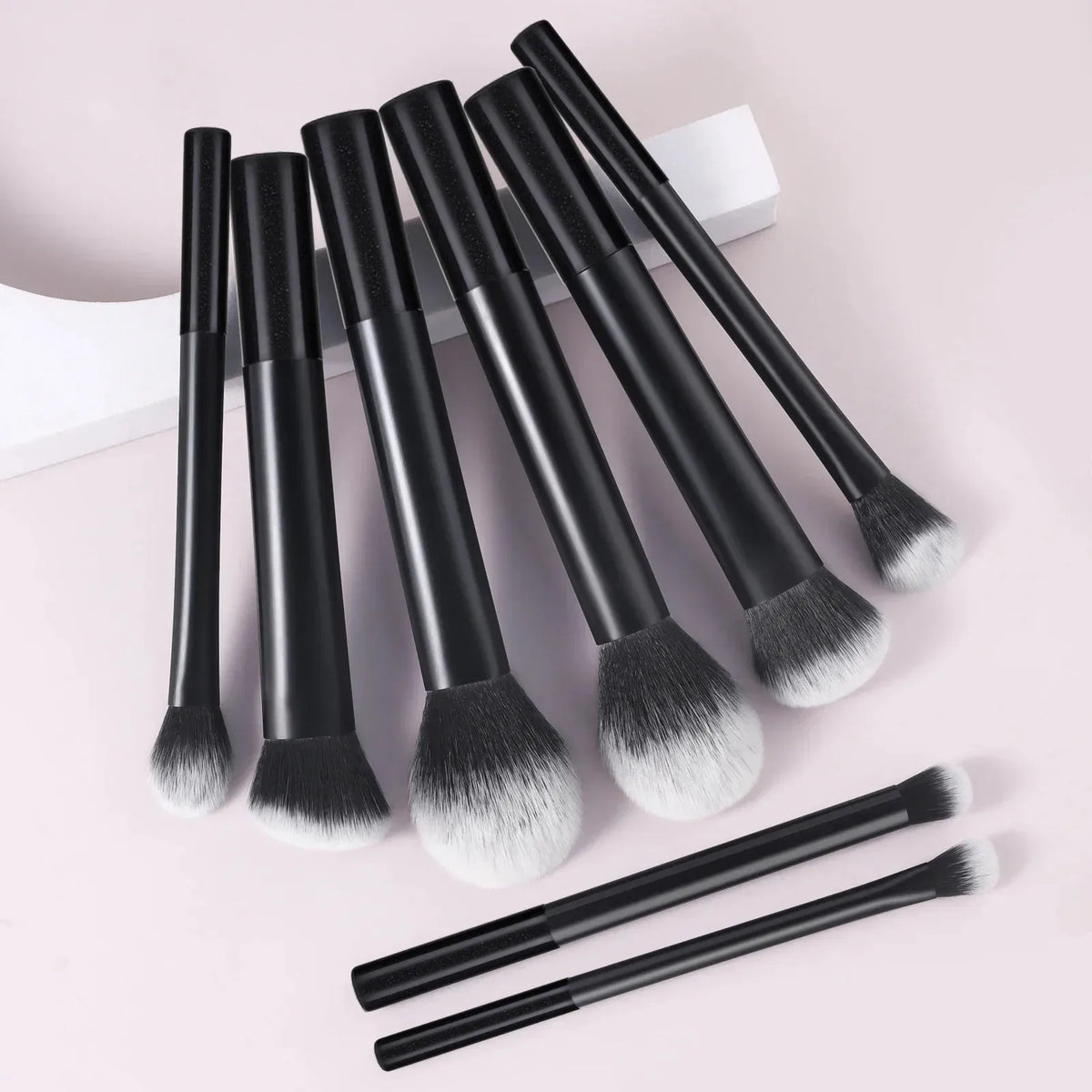 9pcs Multifunctional Black Makeup Brush Set With 1pc Beauty Egg,Soft Bristles for All Skin Types, Alcohol-Free Cosmetic Brushes