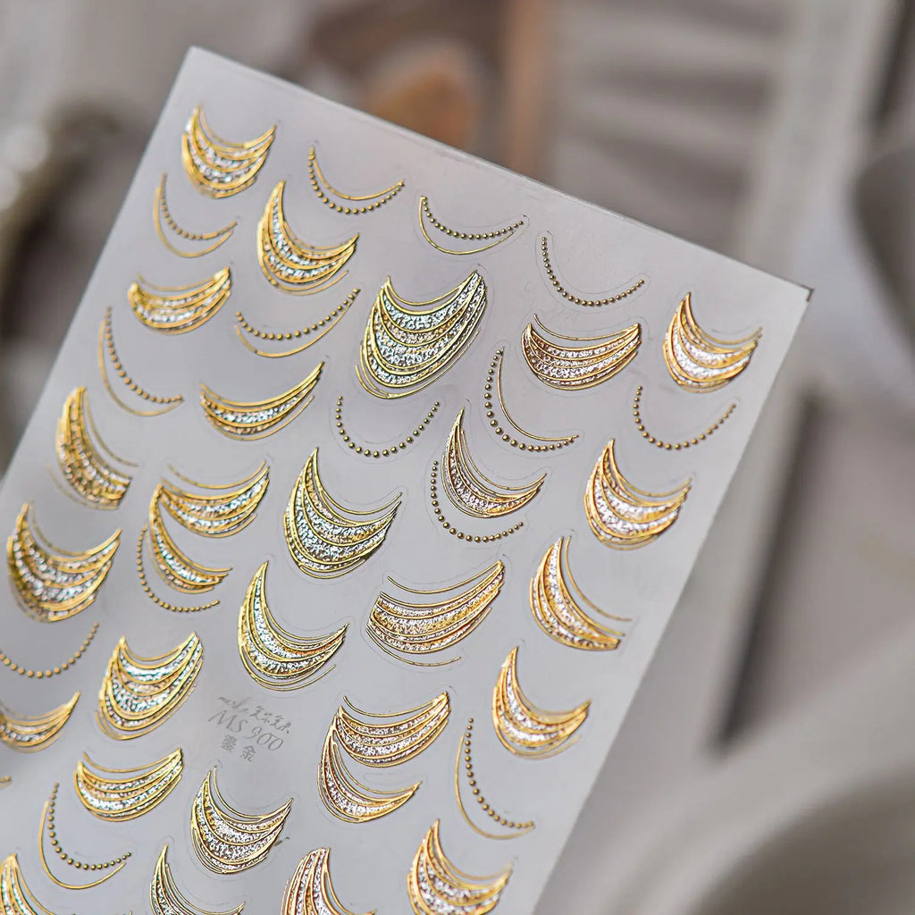 Cute Shiny Stars Chain Nail Stickers Gold and Silver Wavy Star Lines Self Adhesive Nail Stickers for Summer Nail Art Decoration
