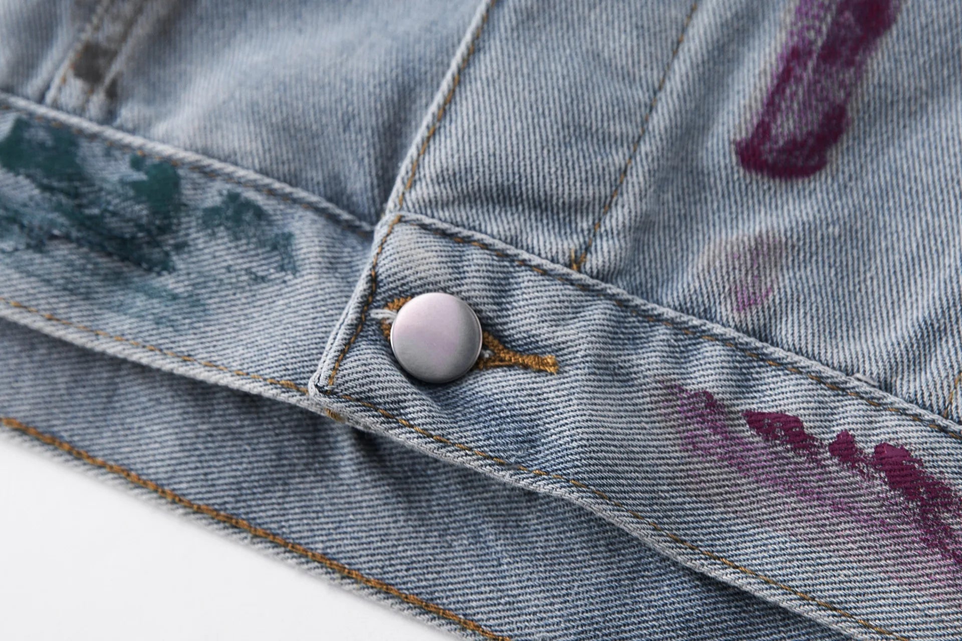 2026 Spring and Autumn American Retro Washed and Dyeed Hole Denim Jacket Men's Design Sense