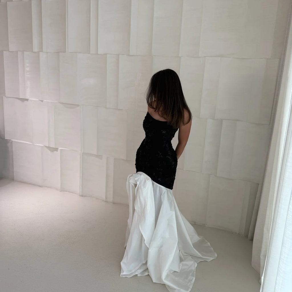 Black And White Mermaid Prom Dress Sexy Strapless Satin Floor Length Evening Gowns Girls Formal Party Dress