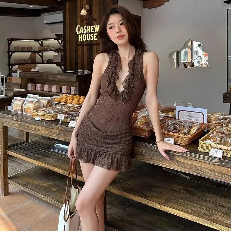 Sexy retro vacation ruffle edge deep V halter neck dress female slim slim slim skirt