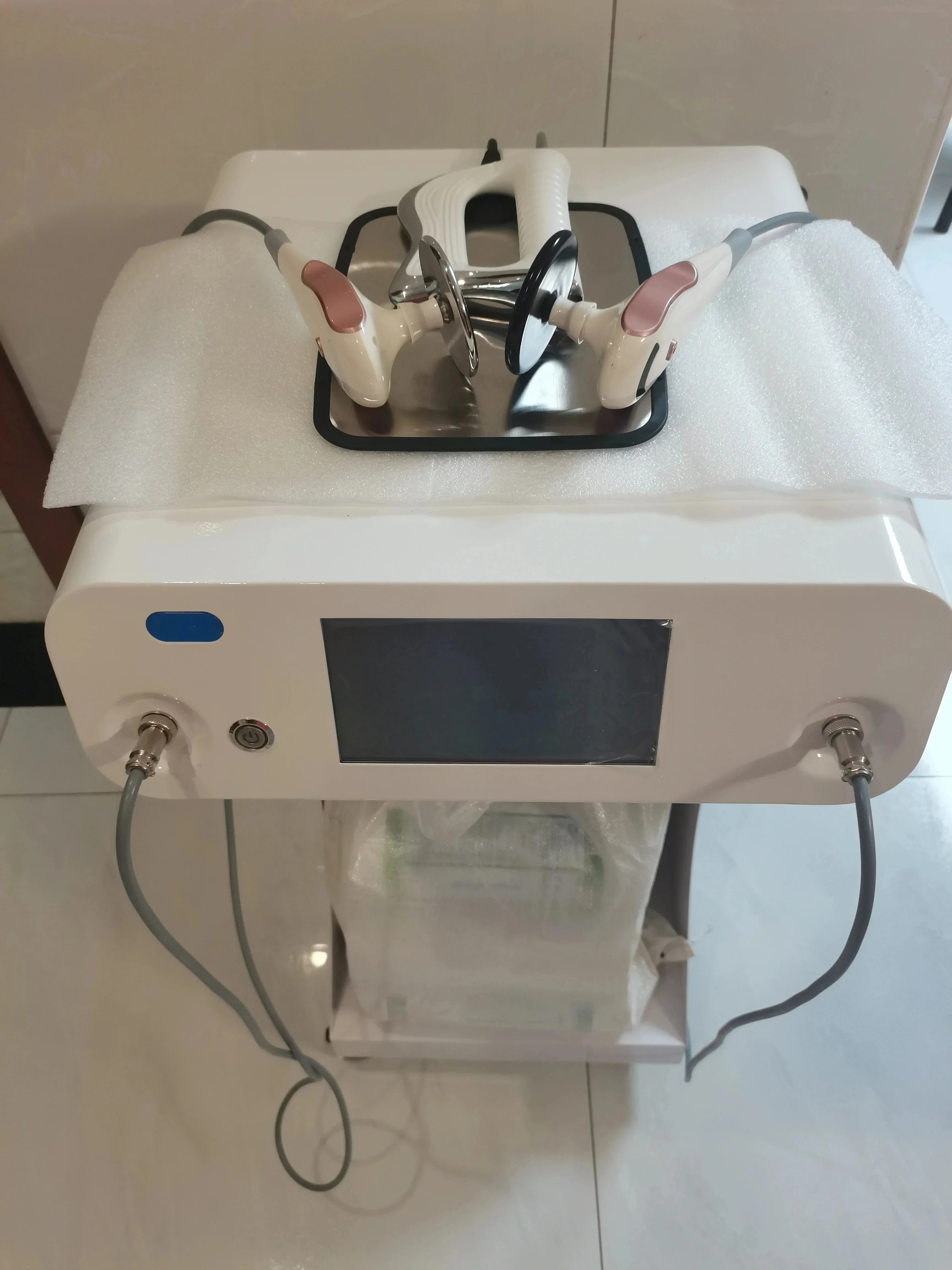 INDIBA Spain Technology 448K Tecar Cavitation Health and Beauty Body Care System RET CET RF Slim Machine for Weight Loss 2025