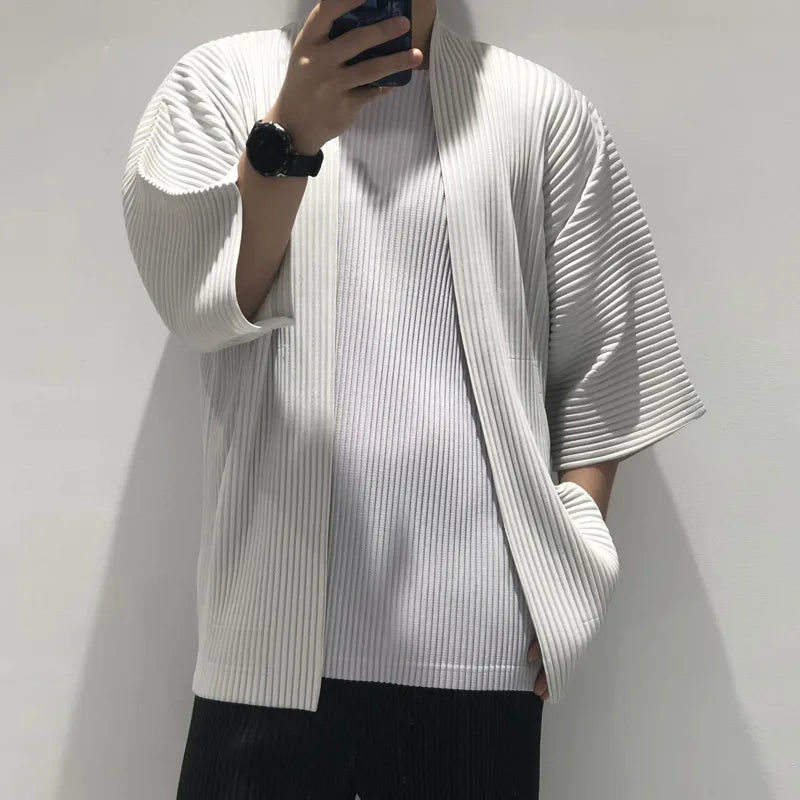 Pleats Original Design Men's Jacket 2024 Spring Summer Half-sleeved Cardigan Pleated Loose Large Size Short-sleeved Jacket Suit