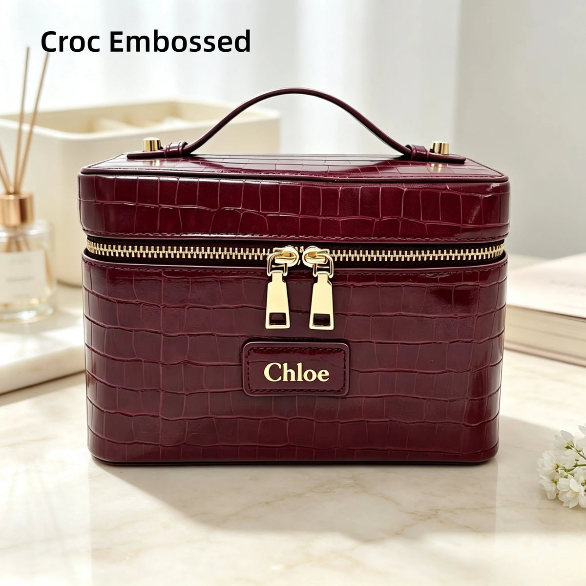 Customized Name PU Leather Cosmetic Bag with Zoned Storage and Large Capacity Travel Toiletry Bag for Autumn Winter New Arrivals