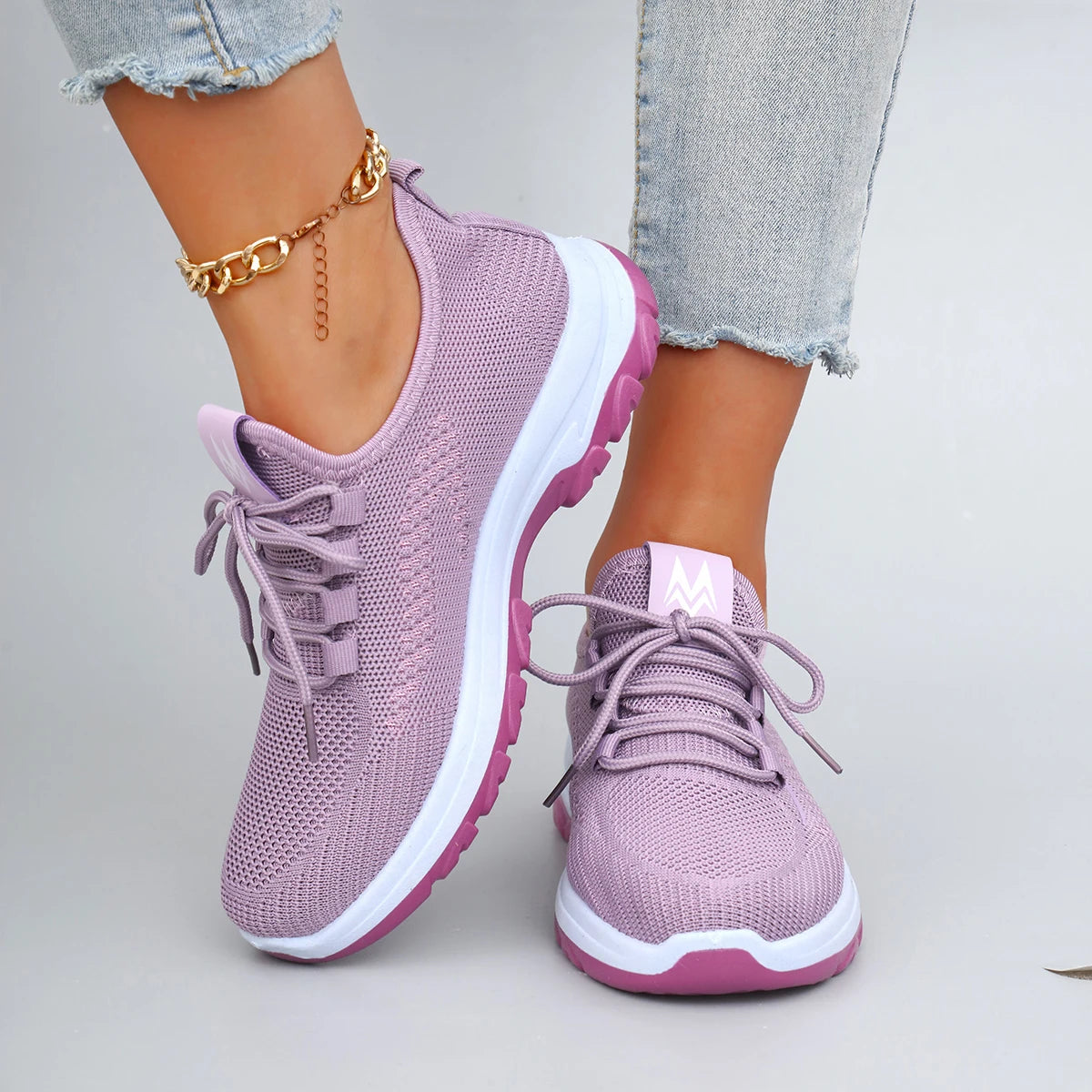 Spring and Autumn New Women's Casual Lace-Up Sneakers, Comfortable, Breathable, Lightweight and Wear-Resistant Sports and Casual Shoes