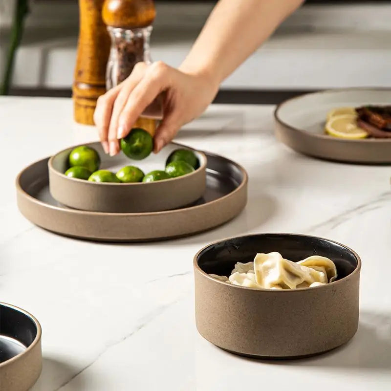 Retro Japanese Style Ceramic Bowl Set for Home Use round Shape Dinnerware Tray Dumpling Soup Noodle Bowl Matte Finish Utensils