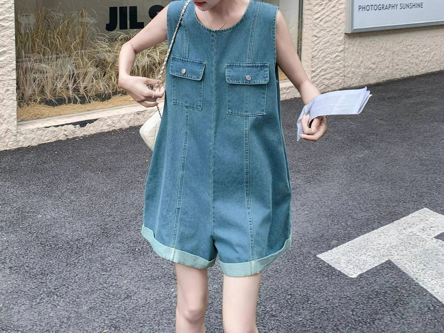 Denim Jumpsuit Women's Summer New Retro Casual Versatile Sleeveless Loose and Thin Jumpsuit Short Pants