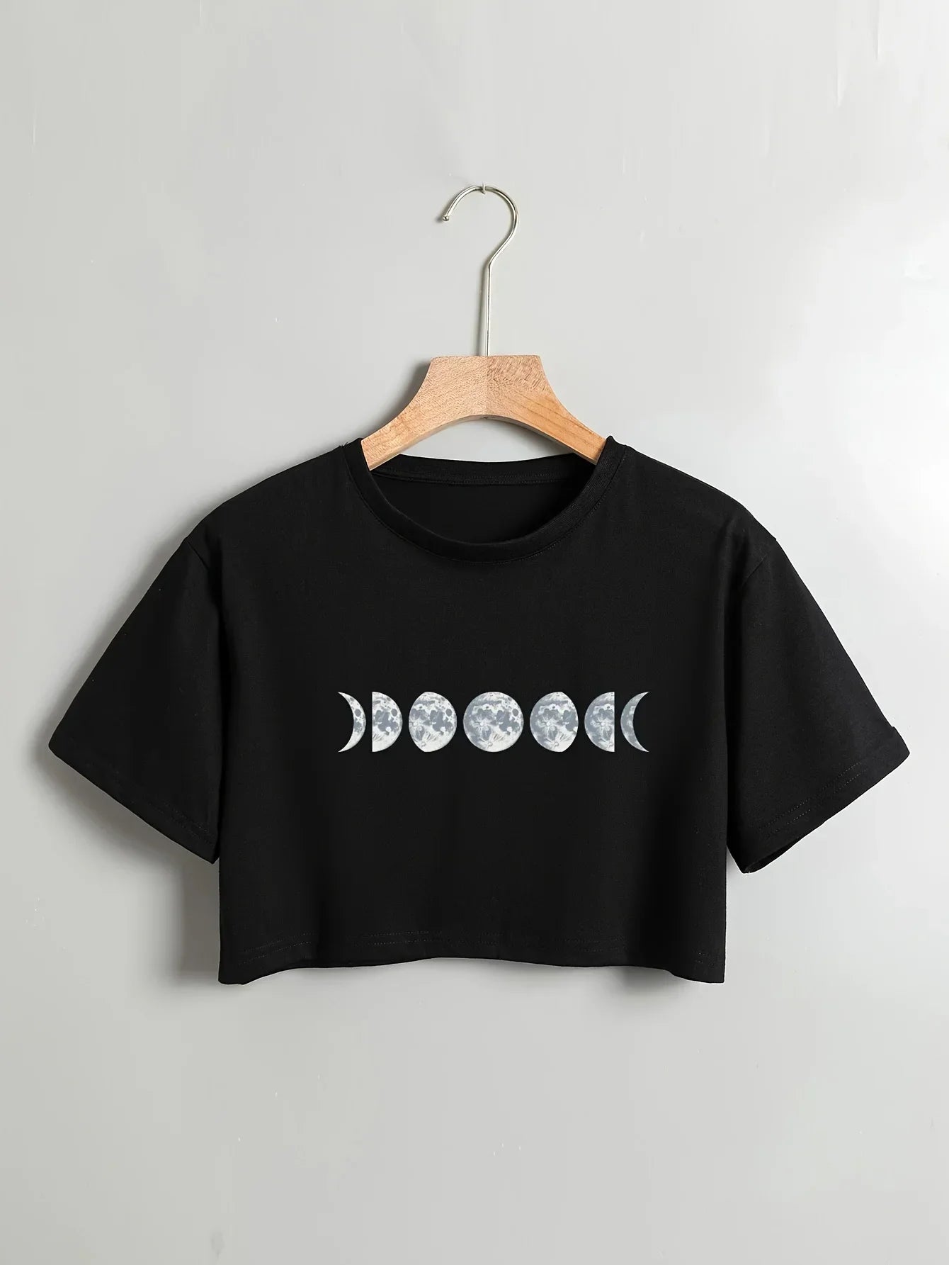 Moon Print Crew Neck T-shirt Casual Short Sleeve Crop Top for Spring & Summer Women's Clothing