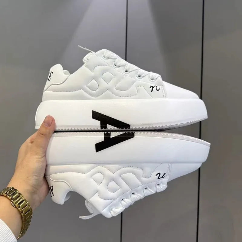 2025 Autumn New Men's Sneakers Round Head Lace-Up Casual Shoes Solid Color Fashion Platform Trend Board Shoes zapatillas hombre