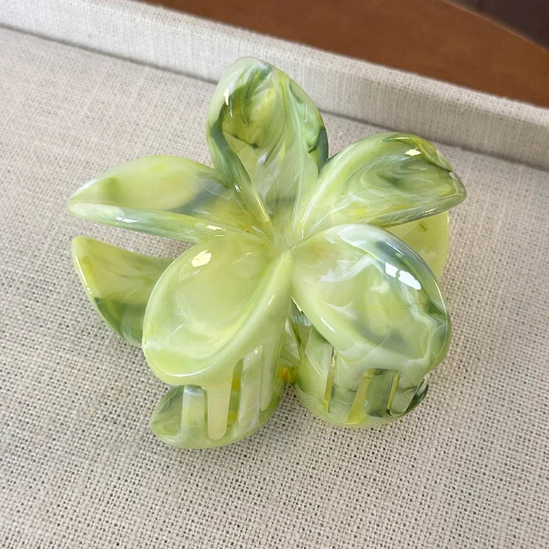 Flower Hair Claw Clip for Women Fashion Hair Clips Crab Clamp Barrettes Girls Hair Accessories Summer Shark Hairpin Headwear 1pc