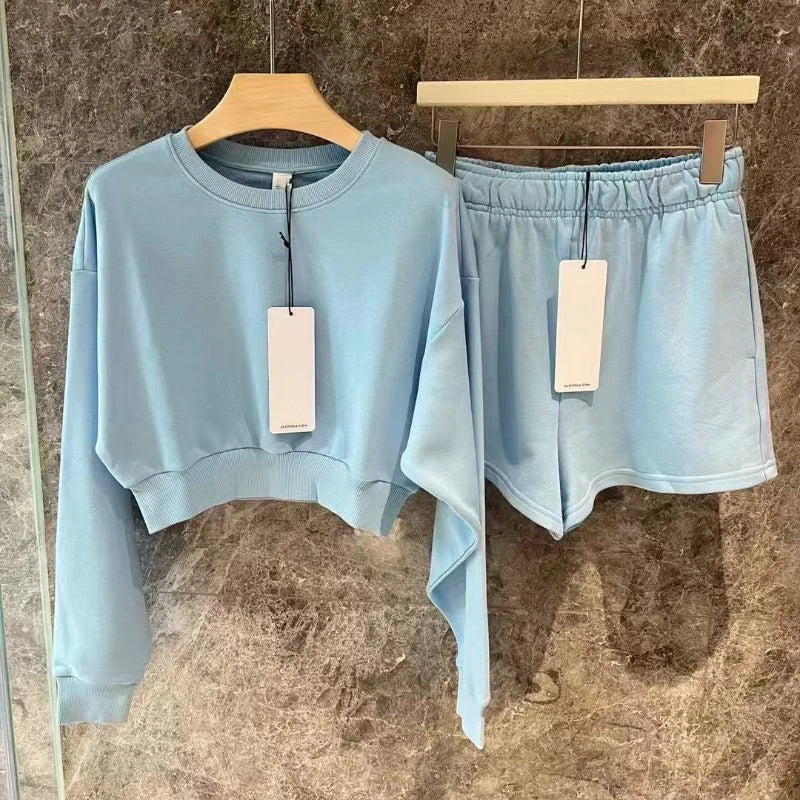 2025 New Women's Round Neck Short Hoodie Paired with Elastic Waist Shorts Sports Two-piece Set