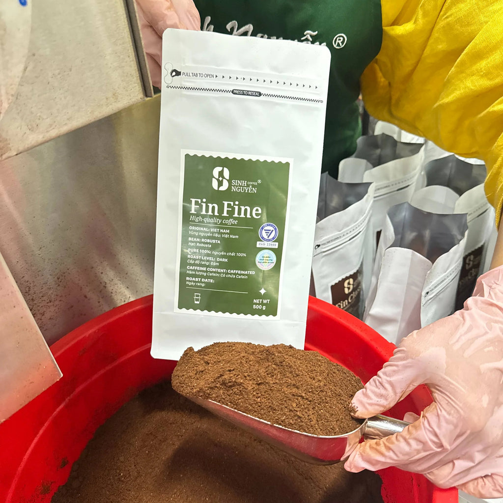 High Quality Premium Robusta Coffee Honey Processed Medium Roast Sweet Whole Bean 1kg Packaged Bag for Espresso Phin Vietnamese