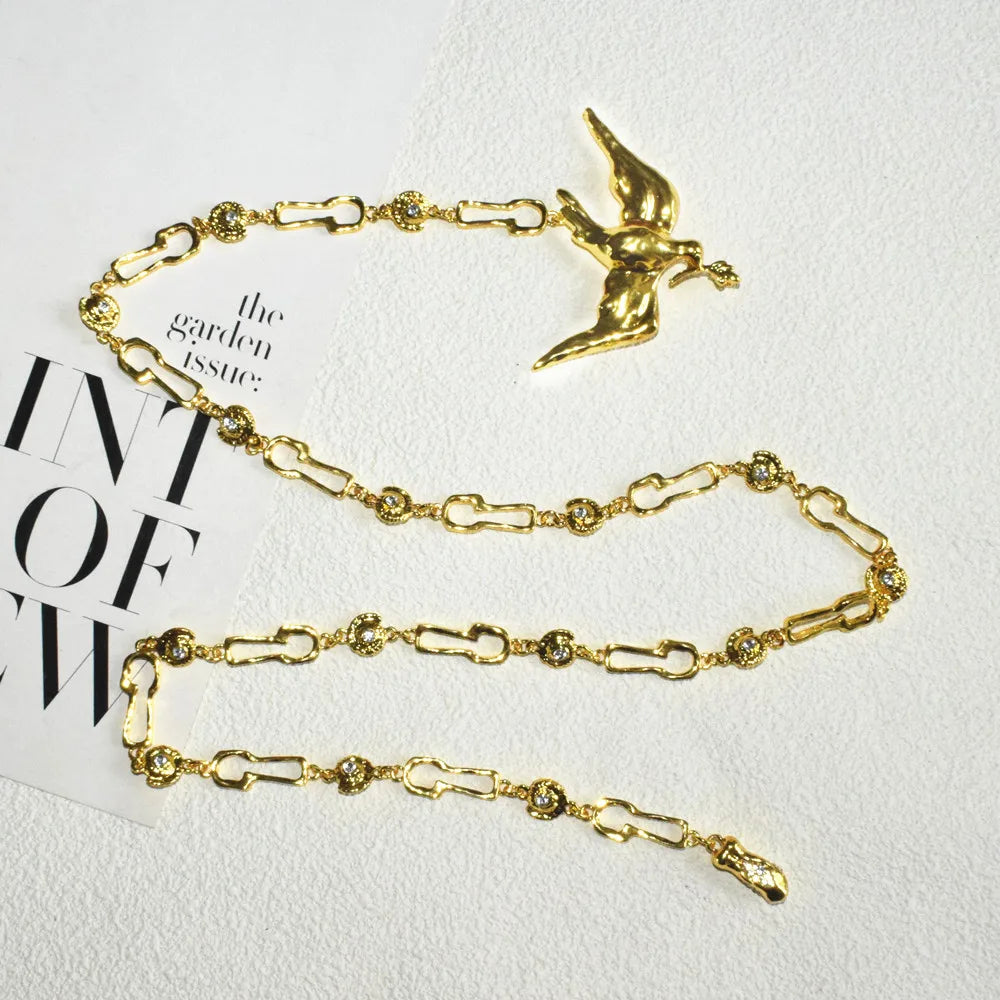 New Gorgeous Alloy Peace Dove Bird Long Chain Necklace For Women Jewelry Fashion Show Model Statement Necklace Accessories