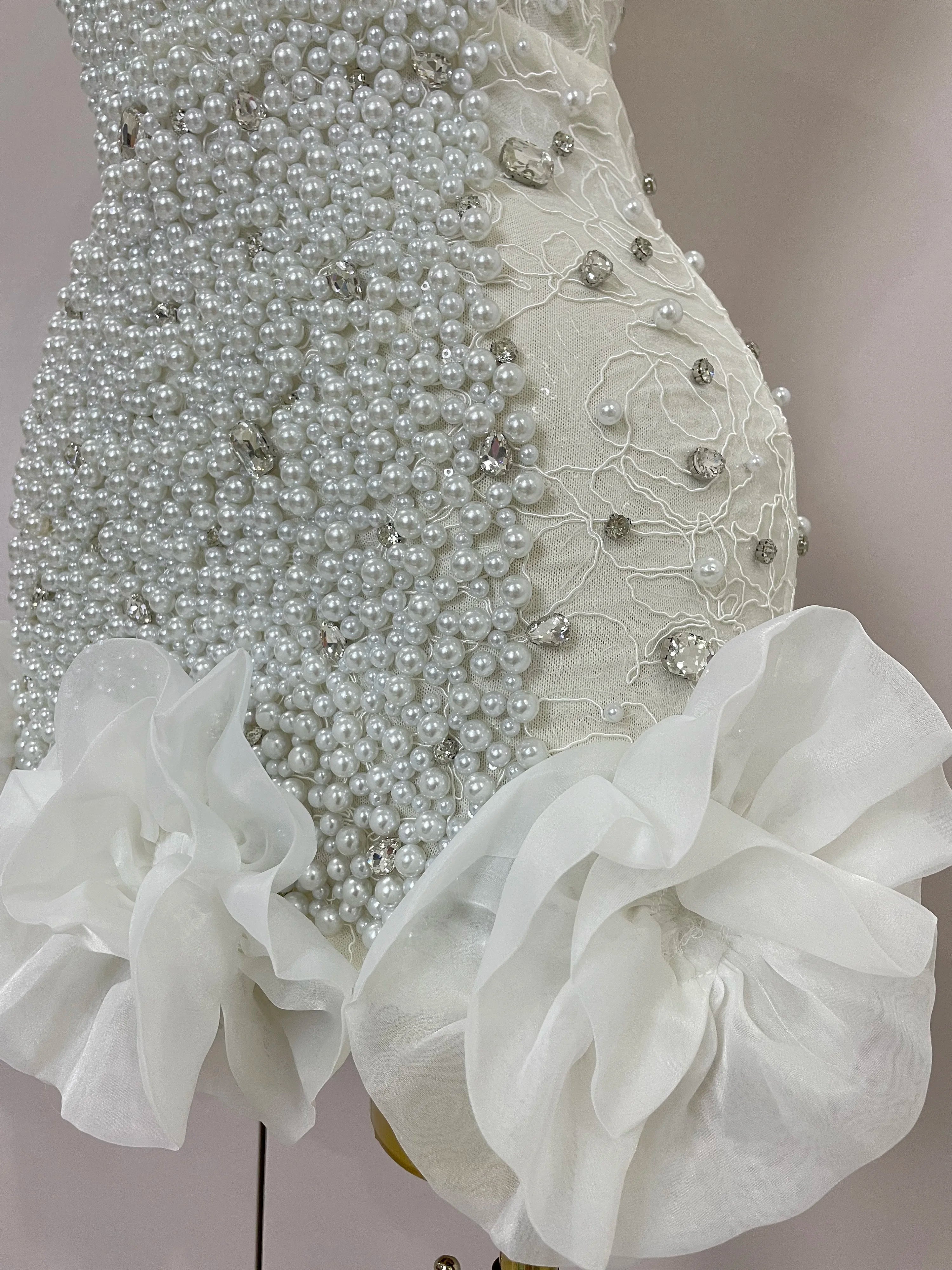 High Quality Luxury Shiny Diamonds Pearl Flowers Deep V Halter Short Dress Women Celebrate Eveing Celebrity Birthday Party Dress