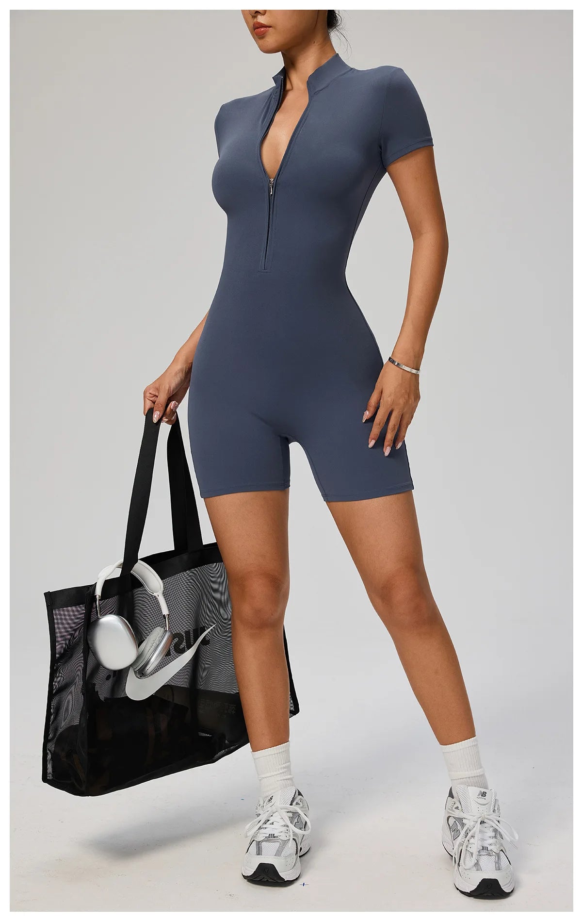 SOISOU Zipper Jumpsuit Women Short Sleeves Clothing Sportswear Woman Gym Yoga Sport Sets Nylon Workout Sets Women Tracksuit