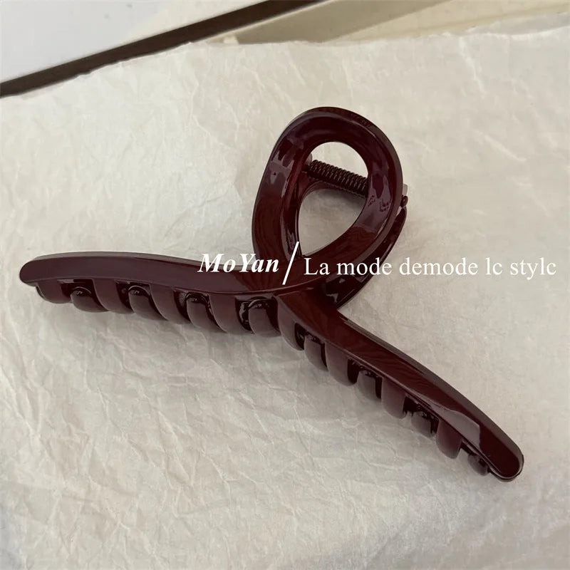 Simple fashion slightly drunk retro dark red grab clip temperament cross hairpin large back head disc hair shark clip