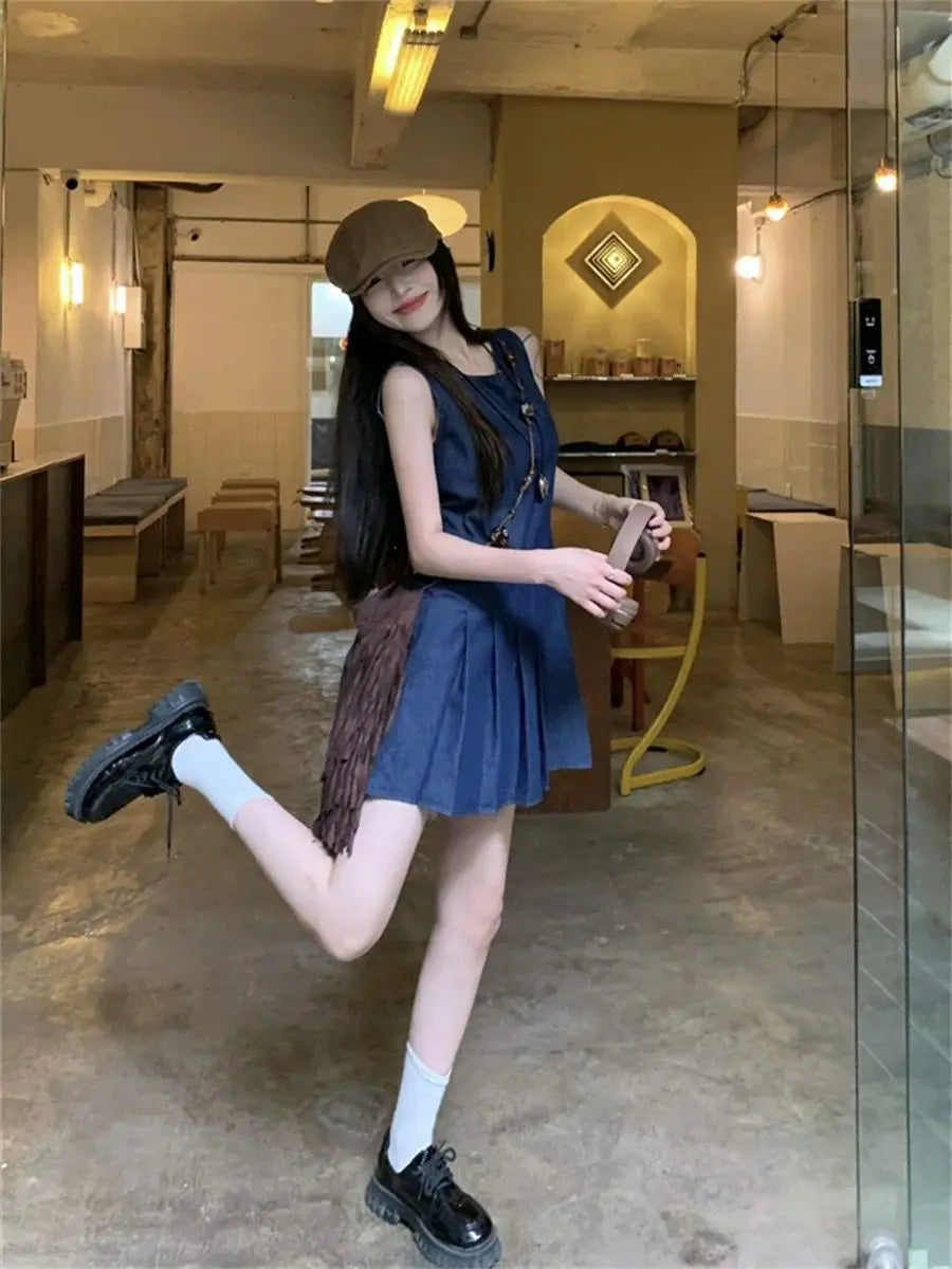 Retro Literary Round Neck Denim Vest Skirt For Women Summer New Loose Slimming Pleated A-line Skirt