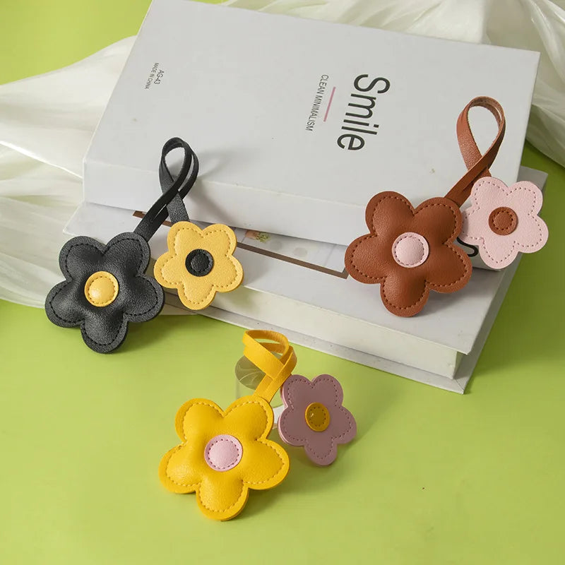 Cute Cartoon Duck Bag Charm High Quality Cute Leather Fashion Charm Bag Keyring Backpack Decoration Accessories Gifts