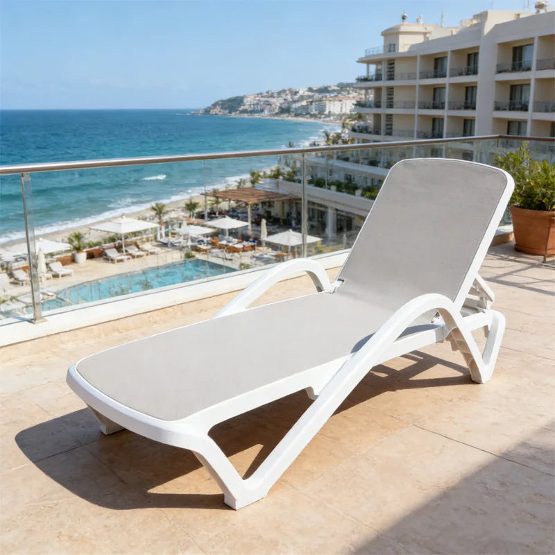 High Quality Foldable Outdoor Pool Lounge Waterproof Plastic Sun Lounger Modern Comfortable Hotel Courtyard Park Beach