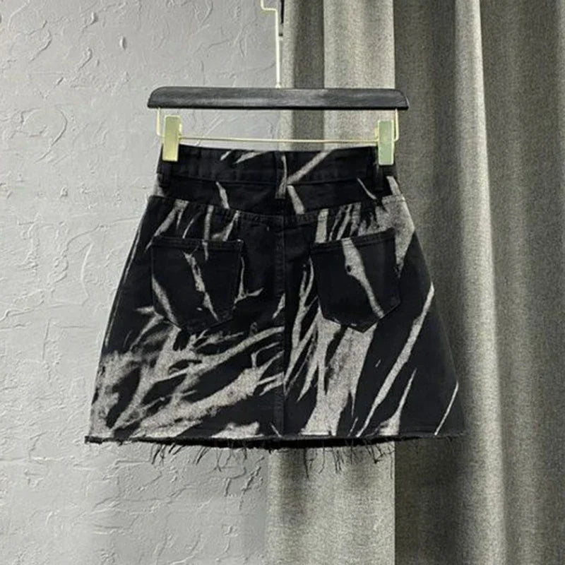 DAILOU Spring and Summer New Korean Spicy Girl Irregular Tie Dyeing High Waist Straight A-line Hairy Denim Wrapped Hip Shorts