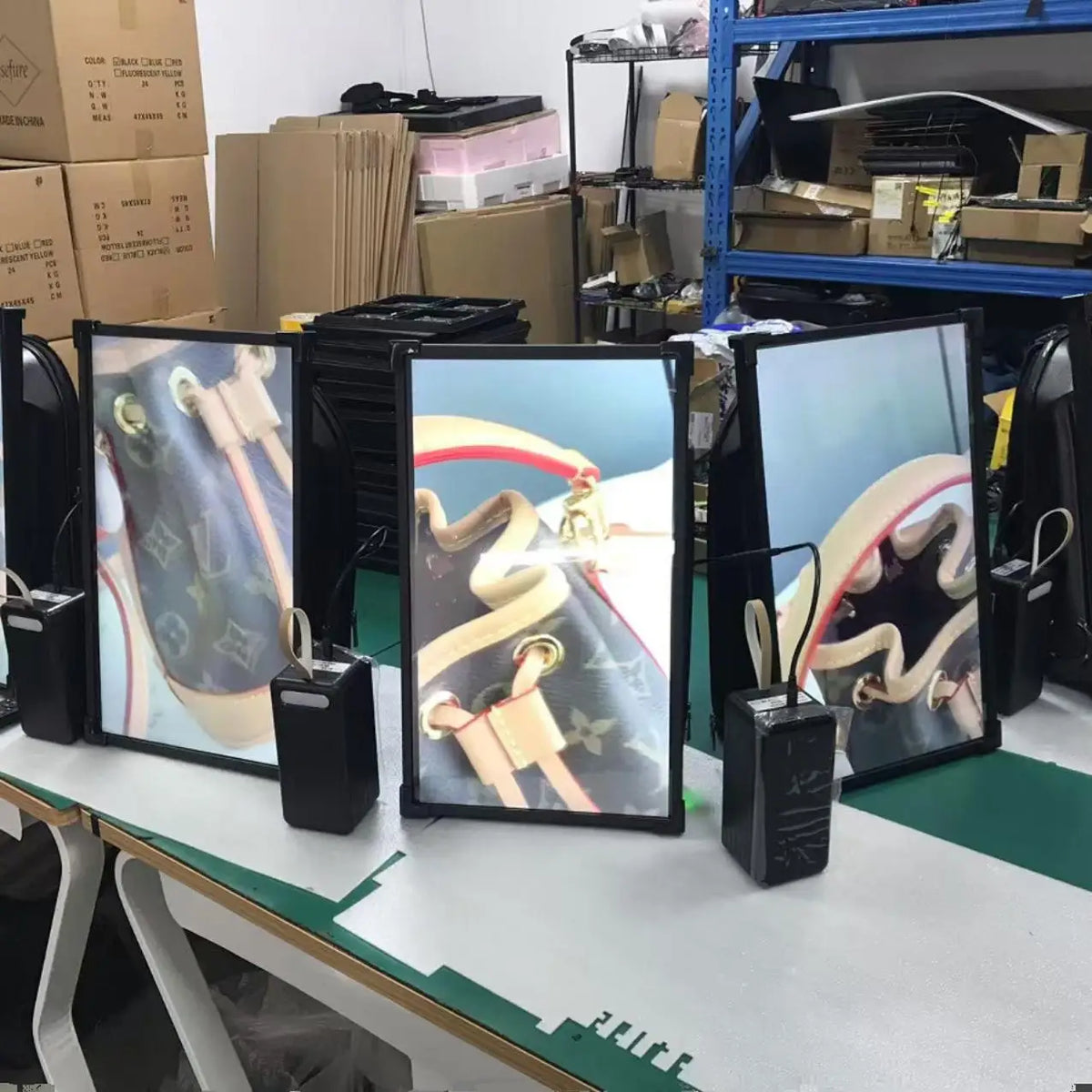 Enhance  Advertising Campaign with 21.5 Inch 18.5 Inch LCD Backpack Advertising Machine LCD Display Box Bag Expansion Backpack