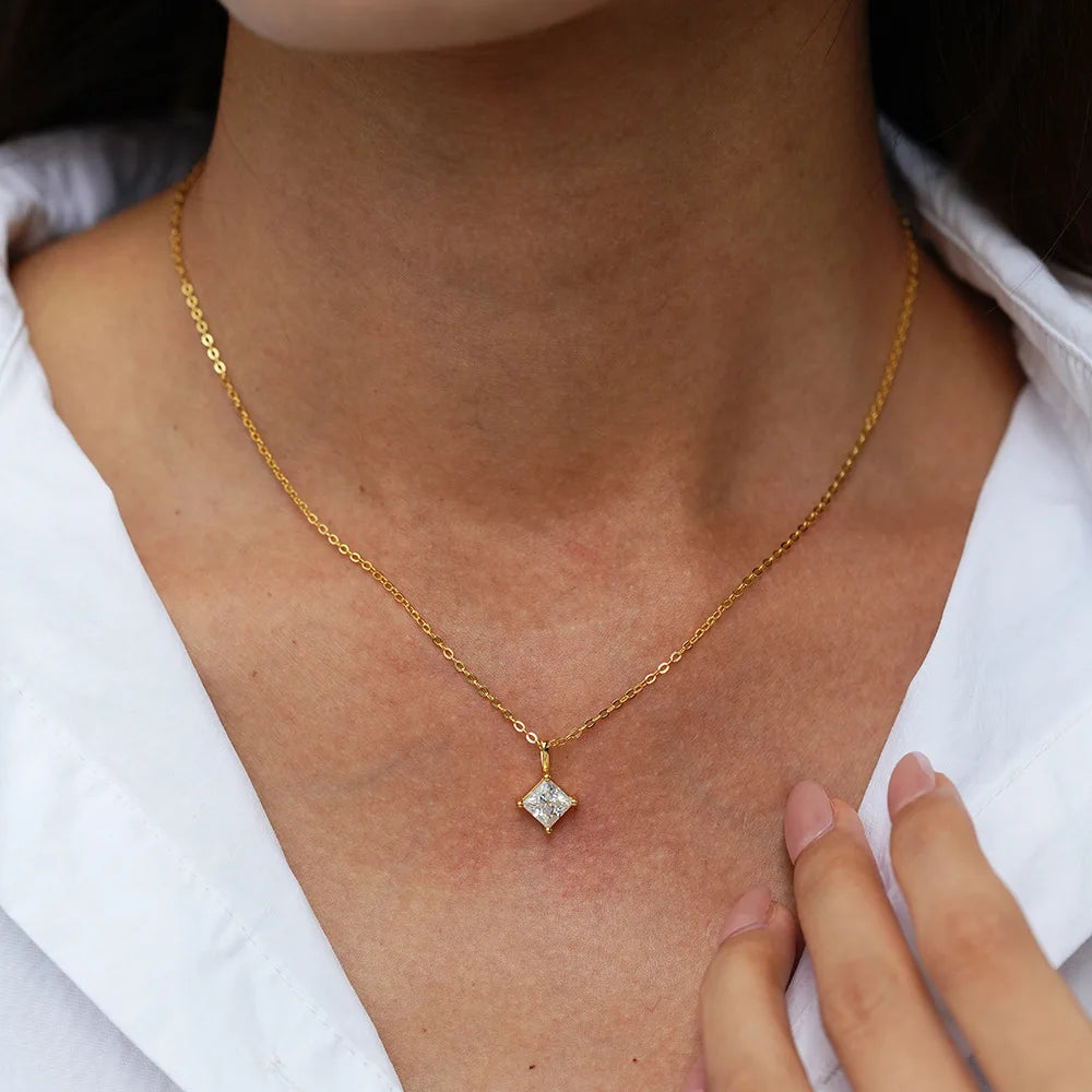 1CT / 2CT Emerald Heart Pear Princess Moissanite Diamond Pendants Necklaces For Women S925 Silver Fine Jewelry Women's Pendants