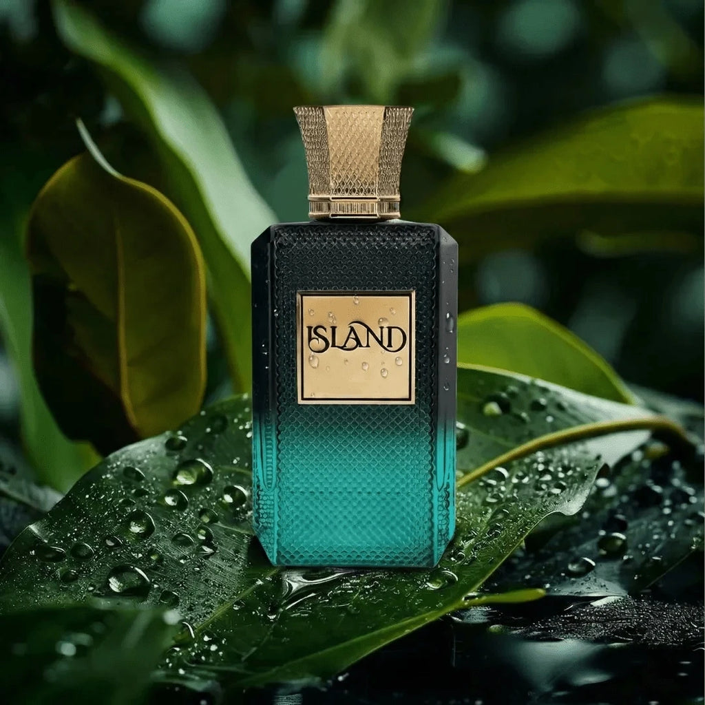 Island Extrait De Parfum Spray for Unisex 3.4 oz
