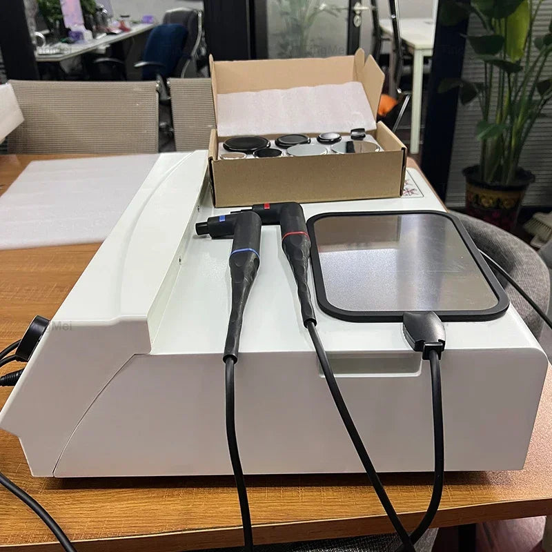 Thermal System CET RET Smart Diathermy Machine Indiba Tecar Physiotherapy 448khz ER45 Body Shaping