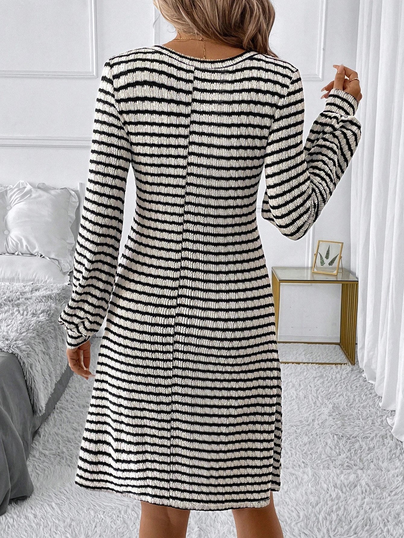 Women's Striped Knit V - Neck Dress, Long - Sleeve, Casual Fit for Fall & Daily Looks