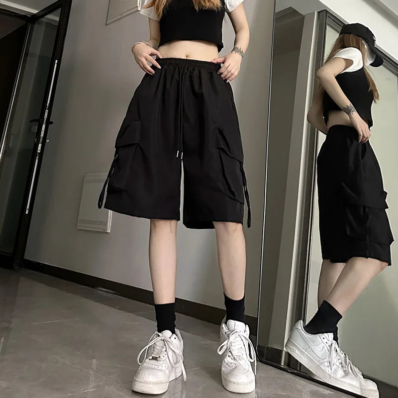 Women Casual Cargo Shorts High Waisted Loose Wide Leg Shorts Large Pockets Fashion Street Hip-hop Breathable Thin Summer Shorts