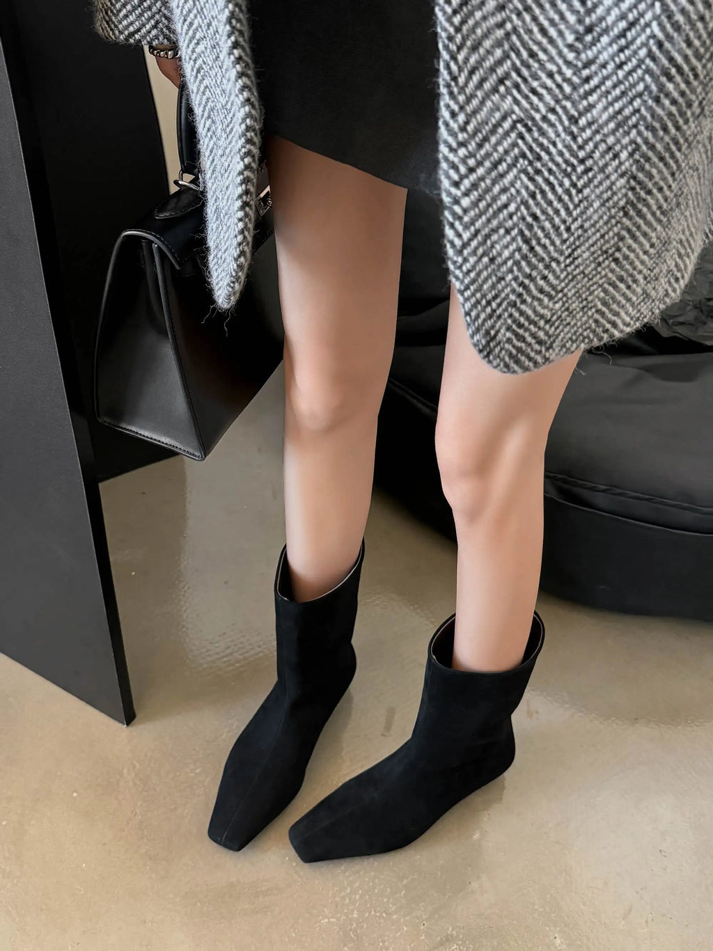 Krazing Pot Kid Suede Leather Square Toe Low Heels Modern Boots Casual Winter Autumn Brand Office Lady Concise Women Ankle Boots