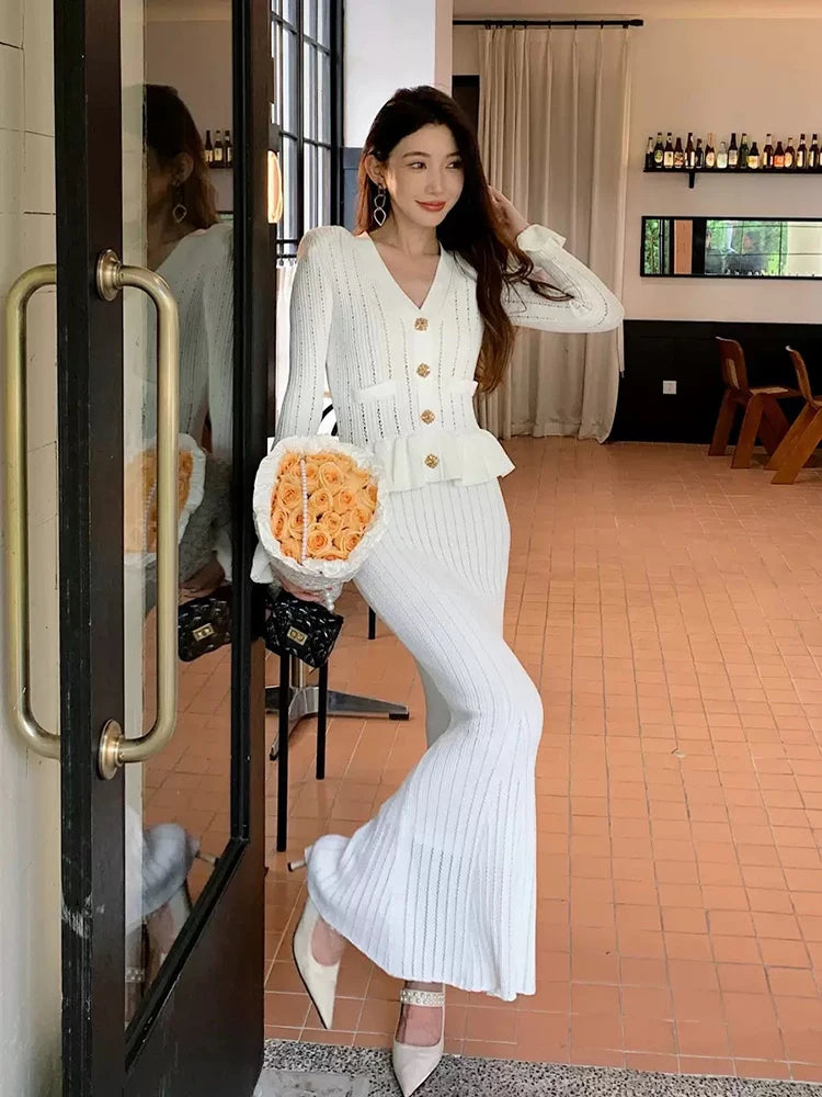 Celebrity temperament blue V-neck knitted women's dress ruffled splicing stretch Slim long fishtail dresses 2024 summer new
