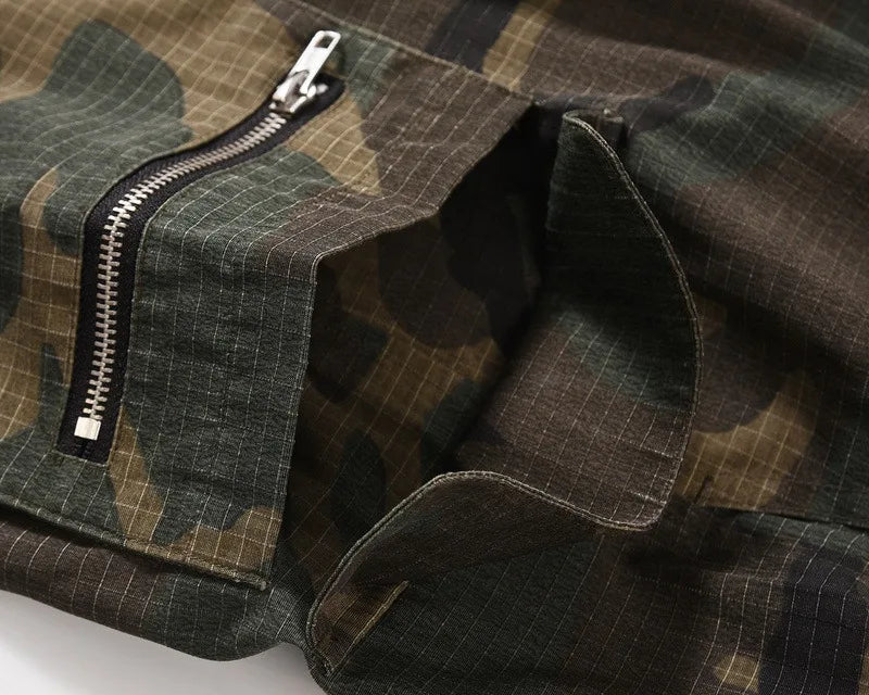 Men's Camouflage Shorts Multi Pocket Zipper Cargo Shorts Streetwear Elastic Drawstring Waist Shorts Male ﻿
