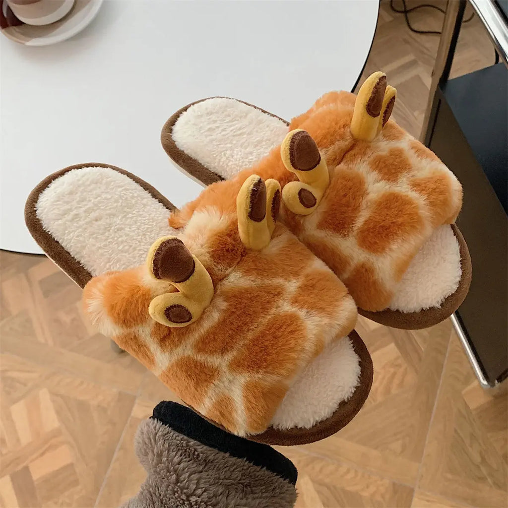 Shoes for Women Winter New Indoor Warm Cotton Shoes for Students At Home Cartoon Giraffe Plush One-word Slippers Chinelos Planos
