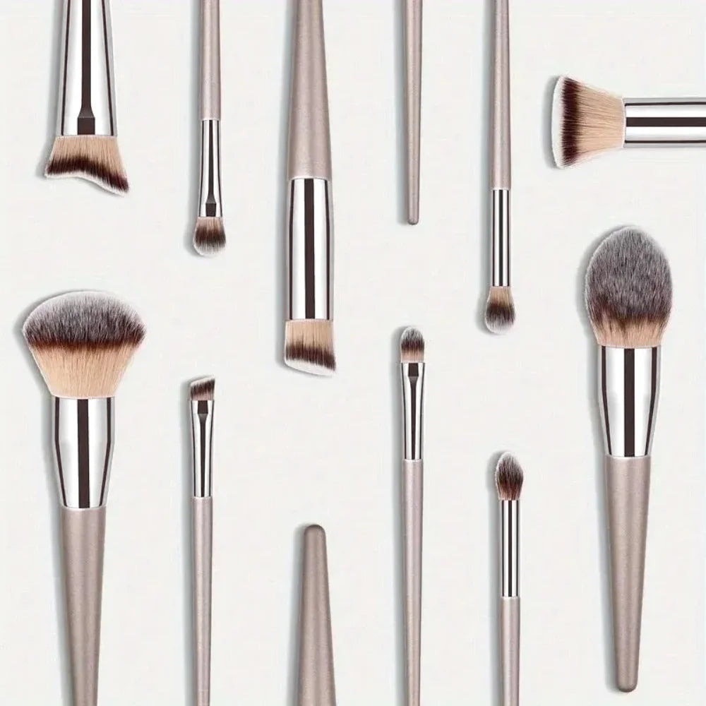 10 Makeup Brush Set Professional Foundation Concealer Powder Eyeshadow Blush Brush Blending Cosmetic Beauty Tool for Face & Eye