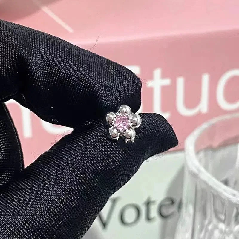 1 PCS New Fashion Cute Pink Zircon Crystal Ear Bone Nail 316L Medical Titanium Steel Earrings for Women Y2K Punk Jewelry
