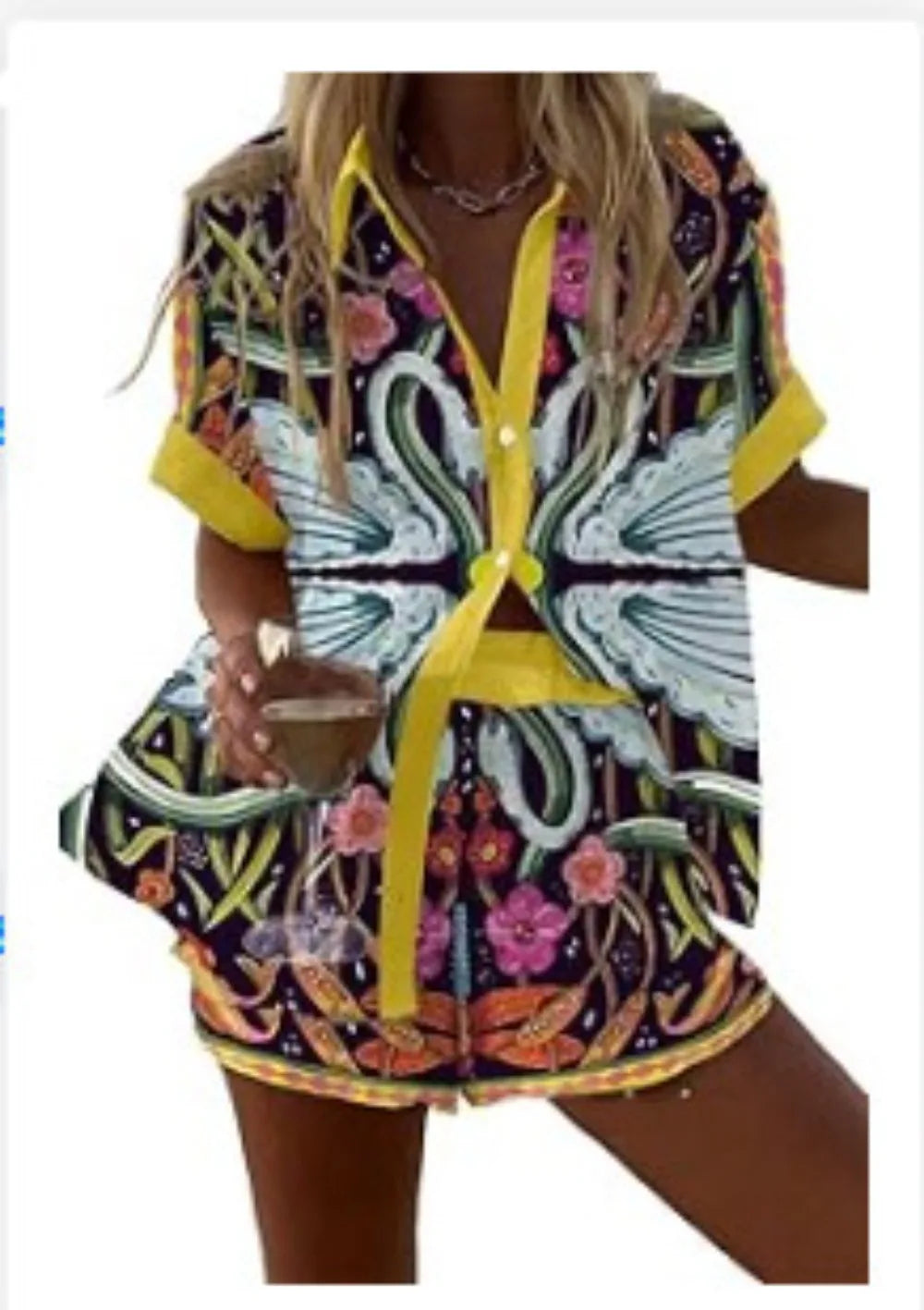 Personalized and Vibrant Beach Style 3D Digital Printed Loose Thin Shirt Casual Summer Women's Top Shorts Two-piece Set