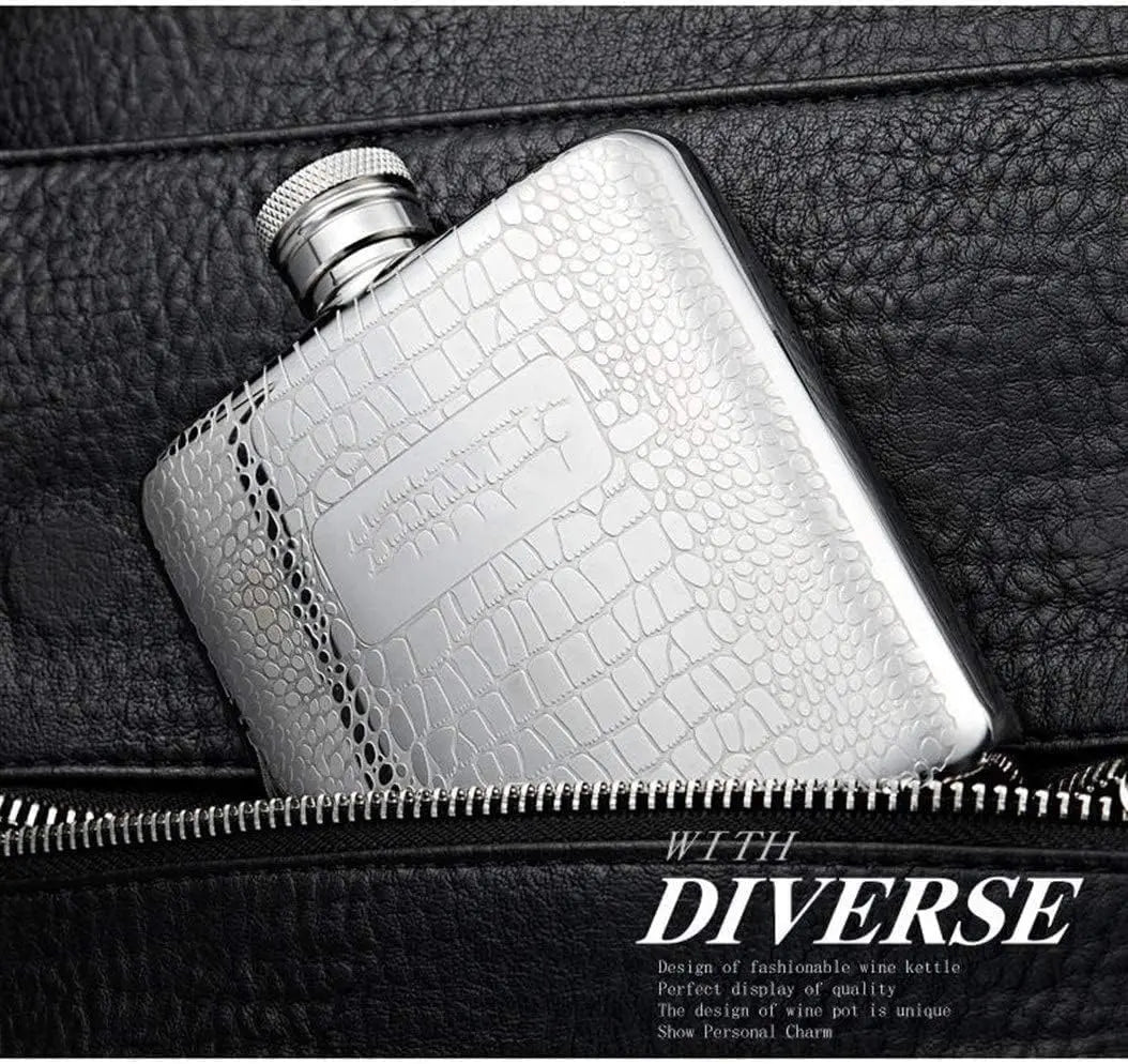Personalized Small Mini-Thick Stainless Steel Portable Outdoor Flagon with High-Grade Wine Bottle