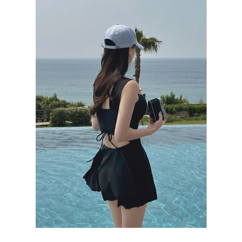 Ladies' Black One-piece Swimsuit with A Sweetheart Collar and A Back Strap That Is Hollowed Out Suitable for Beach Vacations