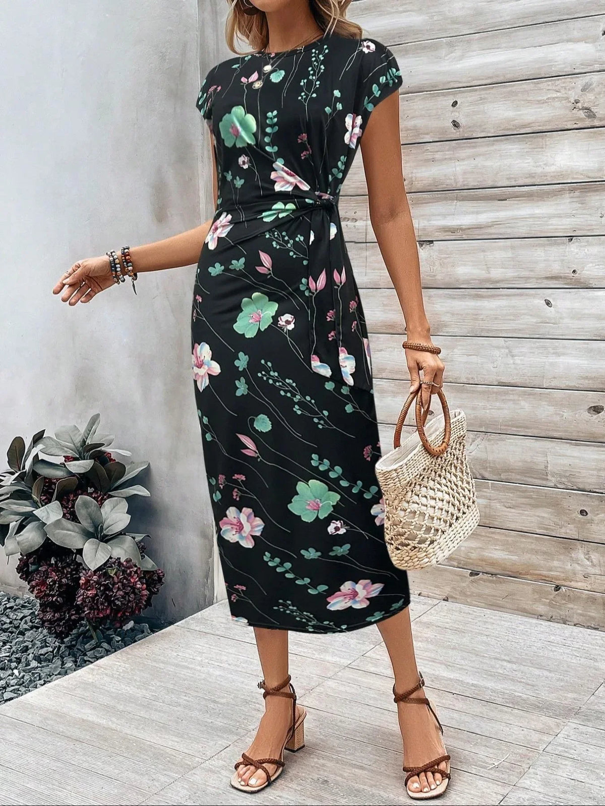 Retro leopard print dress with round neck covered sleeves twisted sides waist cinching, slim fit, hip hugging women's clothing