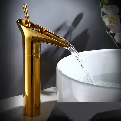 Bathroom Faucet Single Lever Waterfall Basin Faucet Brass Antique Hot and Cold bathroom Sink Mixer Wine Glass Style Taps
