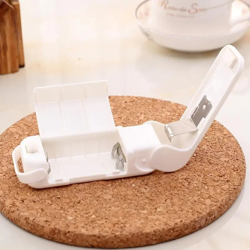 Portable Snack Sealer for Battery Powered Food Preservation Anti Oxidation
