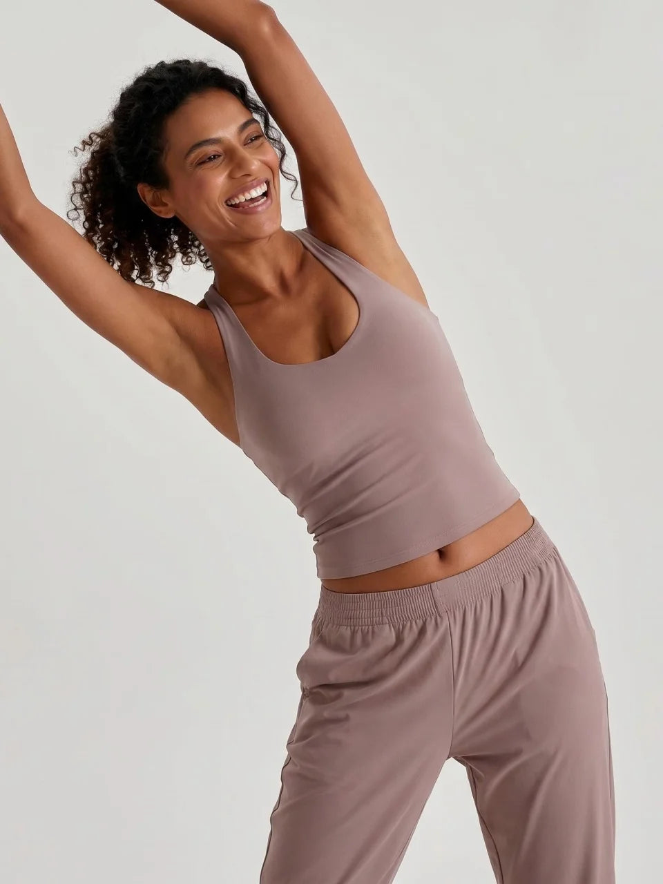 Longline Yoga Tank Top with Built in Bra Women Quick Dry Gym Camisole Workout Shirts Soft Slim Fit Sports Vest Athleisure