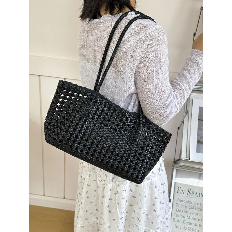2026 New Fashion Hollow Out Woven Tote Bag for Women Large Capacity Commute Single Shoulder Handbag for Summer