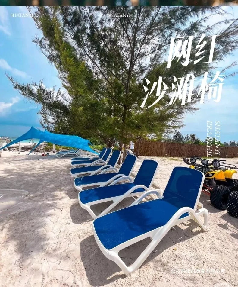 Outdoor swimming pool loungers swimming pool bed seaside plastic folding loungers bathhouse hot spring hotel water park loungers