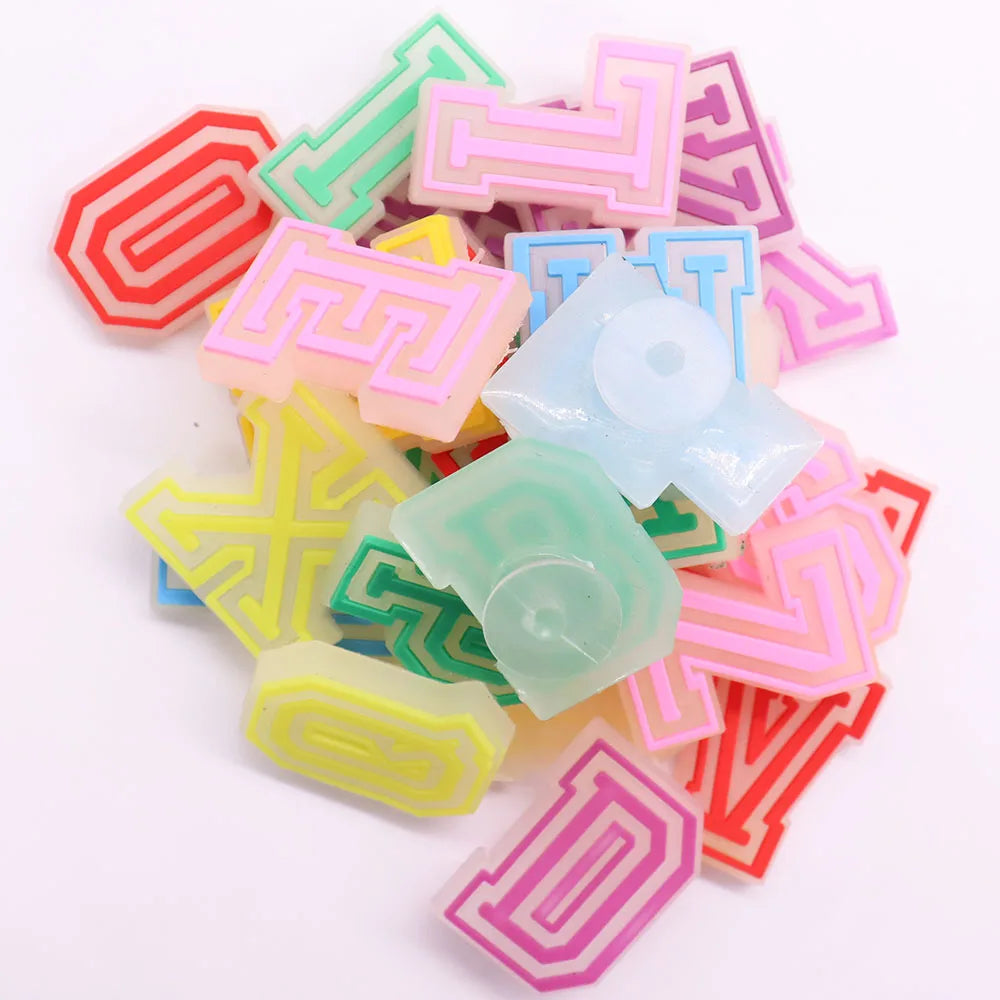 1PCS Cute Cartoon Kawaii Colorful Letter PVC Shoe Charms Grow On The Night Luminous Alphabet Sandals Shoes Decoration Kid Gft