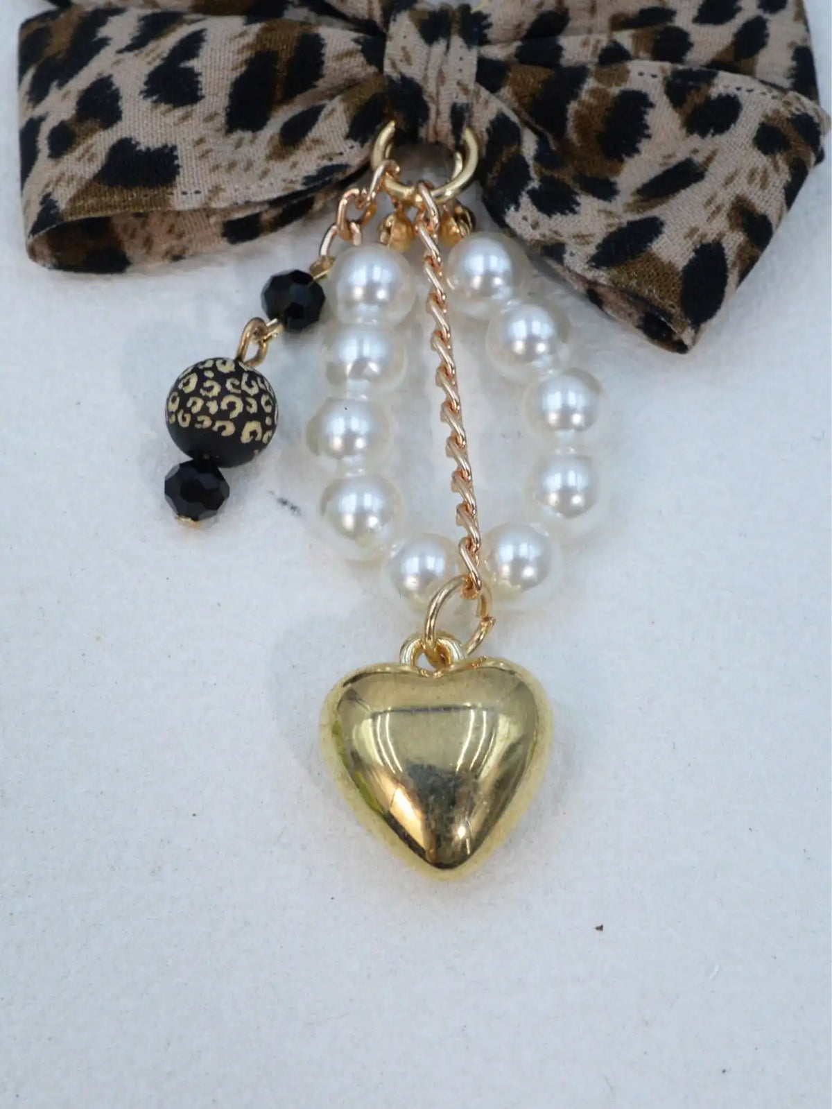 Leopard Print Bow Keychain Heart Pendant Women's Bag Simple Charm Pearl Keychain Beaded Charm Gift For Women